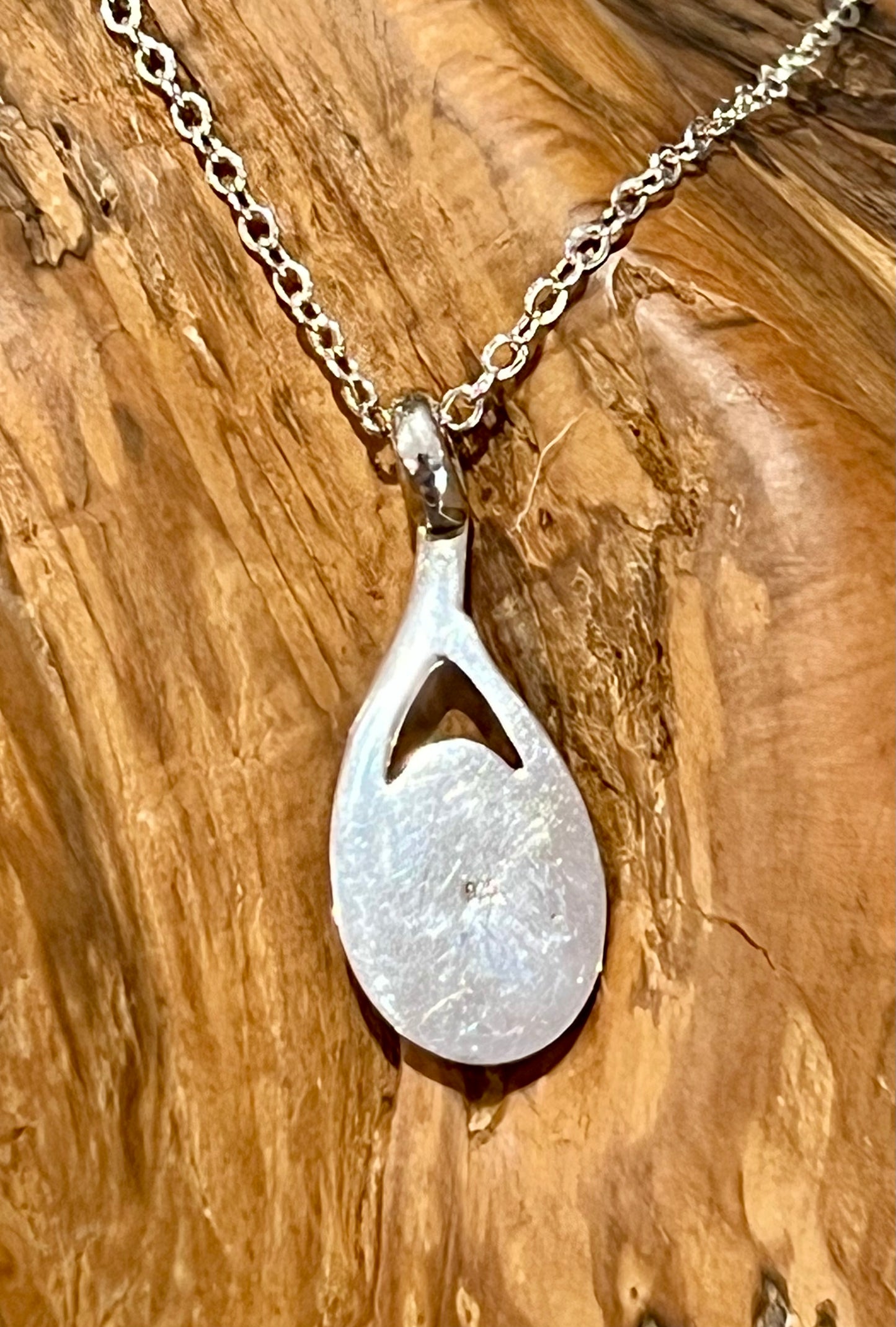 Lightning Ridge Opal Doublet Pendant – Flow Design